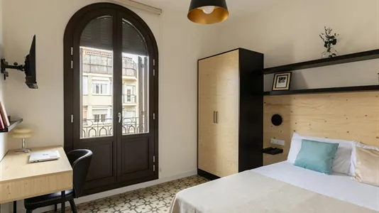 Apartments in Barcelona Eixample - photo 7