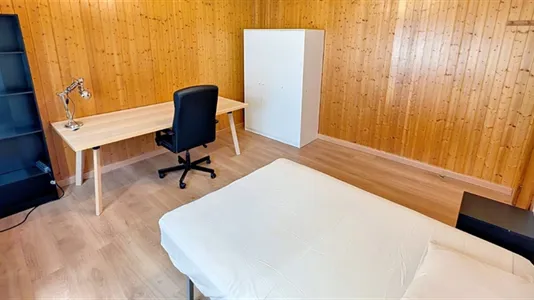 Rooms in Zaragoza - photo 7