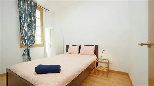 Rooms in Barcelona Ciutat Vella - photo 1