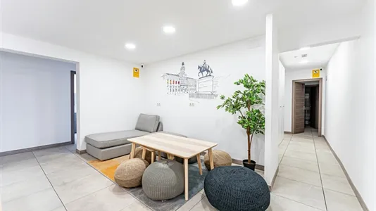 Rooms in Madrid Centro - photo 9