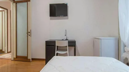 Room for rent in Milano Zona 1 - Centro storico, Milan