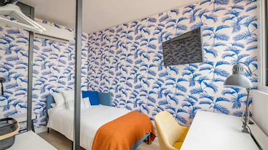 Rooms in Málaga - photo 5