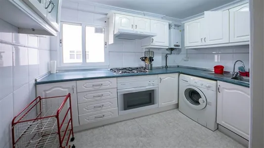 Rooms in el Camí de Vera - photo 6