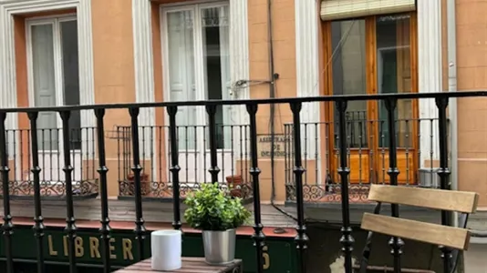 Rooms in Madrid Centro - photo 5