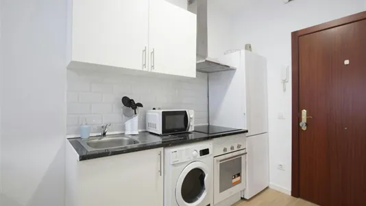 Apartments in Madrid Ciudad Lineal - photo 3