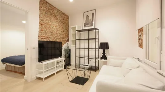 Apartments in Madrid Chamberí - photo 5