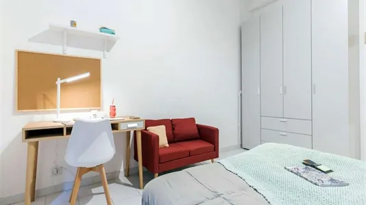 Rooms in Roma Municipio II – Parioli/Nomentano - photo 3