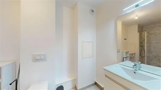 Apartments in L'Haÿ-les-Roses - photo 10