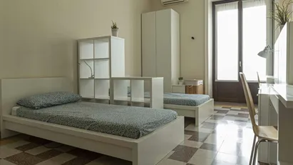 Room for rent in Milano Zona 9 - Porta Garibaldi, Niguarda, Milan