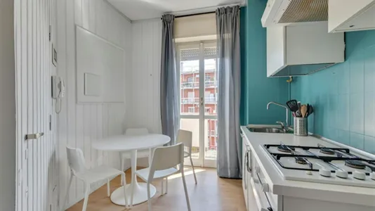 Rooms in Milano Zona 2 - Stazione Centrale, Gorla, Turro, Greco, Crescenzago - photo 10