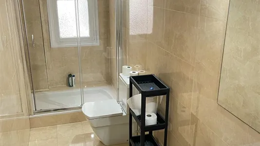 Rooms in Madrid Retiro - photo 4