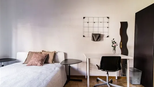 Rooms in Madrid Moncloa-Aravaca - photo 4