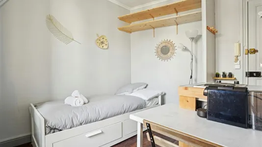 Apartments in Paris 18ème arrondissement - Montmartre - photo 4