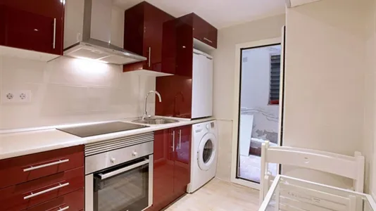 Apartments in Barcelona Ciutat Vella - photo 6