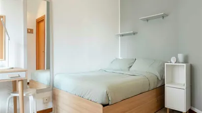 Room for rent in Milano Zona 9 - Porta Garibaldi, Niguarda, Milan