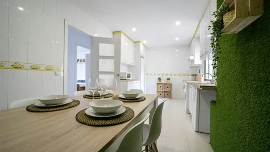 Rooms in Madrid Retiro - photo 5