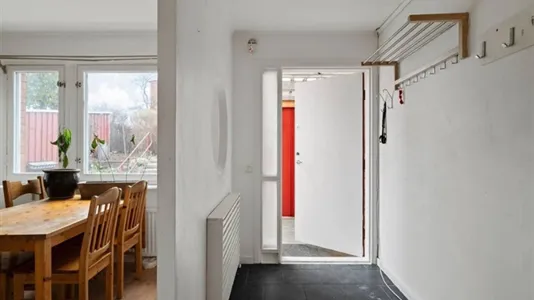 Houses in Järfälla - photo 6