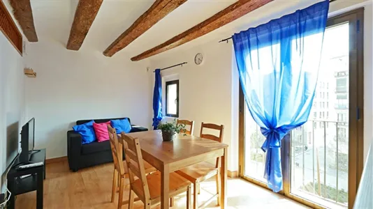 Rooms in Barcelona Ciutat Vella - photo 9