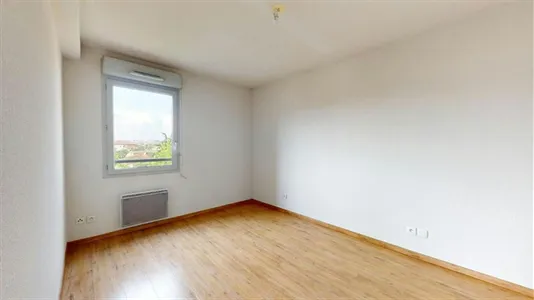 Apartments in Toulouse - photo 5