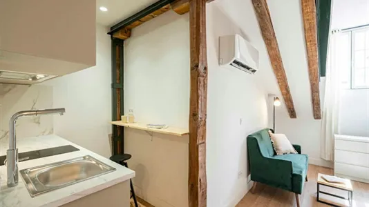 Rooms in Madrid Centro - photo 2