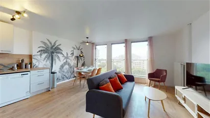 Room for rent in Nanterre, Île-de-France