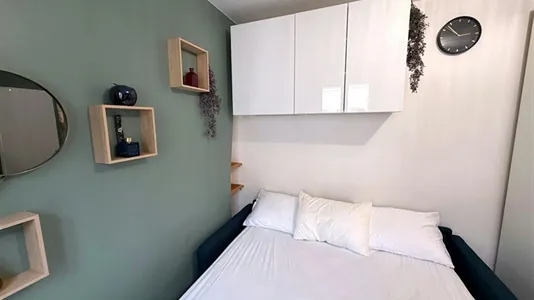 Apartments in Paris 17ème arrondissement - photo 7