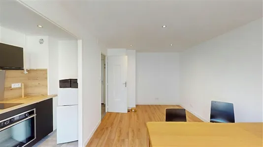 Apartments in Grenoble - photo 4