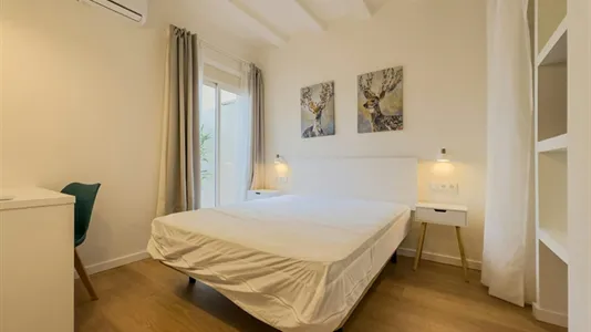 Apartments in Barcelona Ciutat Vella - photo 9