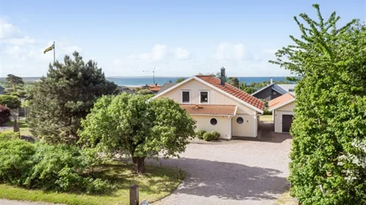 Houses in Halmstad - photo 1