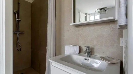 Apartments in Lyon - photo 7