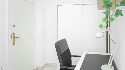 Rooms in Zaragoza - photo 4