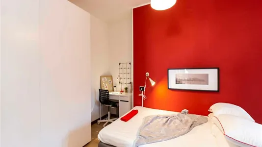 Rooms in Milano Zona 5 - Vigentino, Chiaravalle, Gratosoglio - photo 2