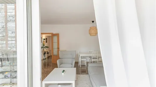 Apartments in Barcelona Eixample - photo 4