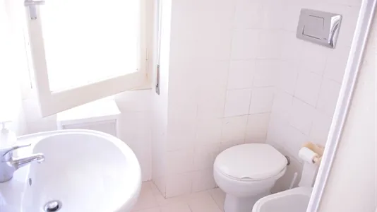 Rooms in Cagliari - photo 6