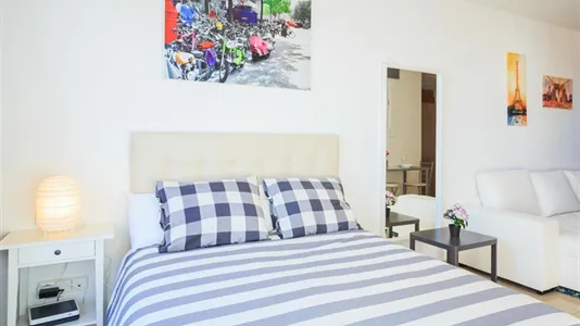 Apartments in Barcelona Les Corts - photo 7