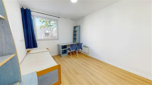 Apartments in Lyon - photo 7