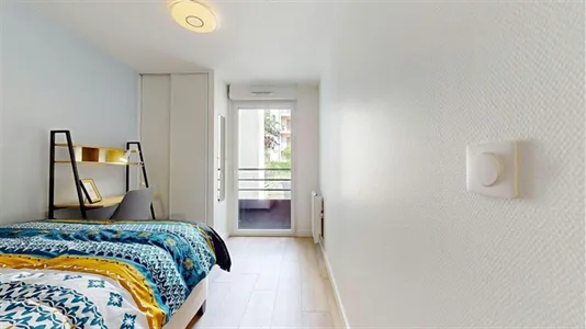 Rooms in Saint-Julien-en-Genevois - photo 5