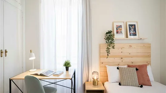 Rooms in Madrid Chamberí - photo 1