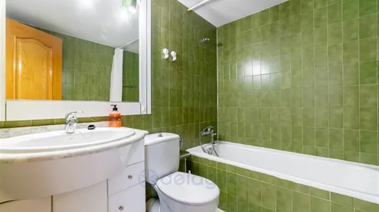 Rooms in Madrid San Blas - photo 8