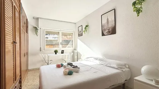 Rooms in Zaragoza - photo 1