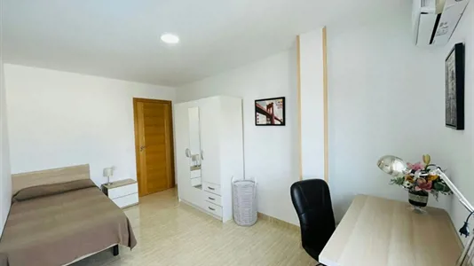 Rooms in Murcia - photo 3