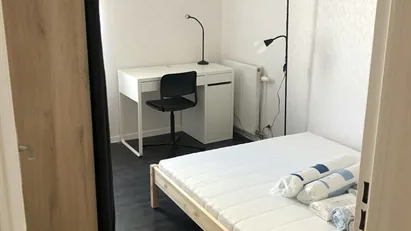 Room for rent in Créteil, Île-de-France