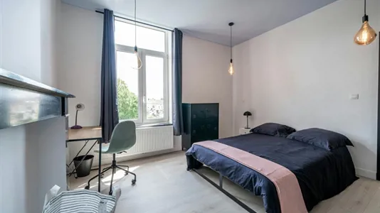 Rooms in Charleroi - photo 1