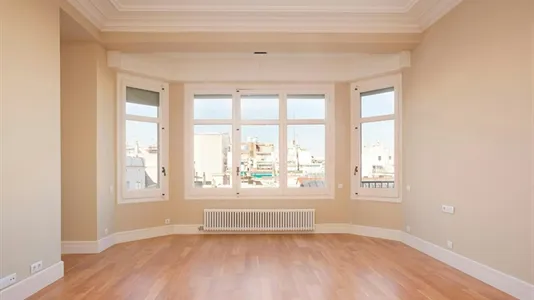 Apartments in Barcelona Sarrià-St. Gervasi - photo 10