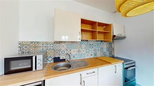 Rooms in Poitiers - photo 7