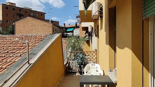 Houses in Bologna - photo 2
