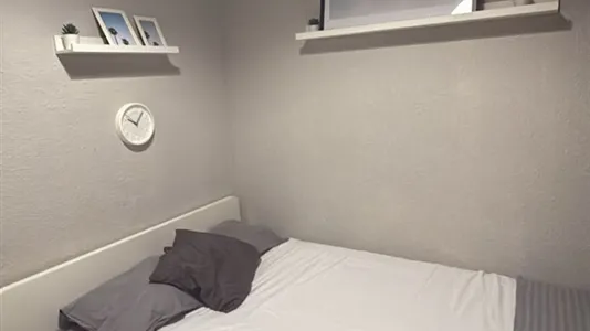 Rooms in Barcelona Eixample - photo 1