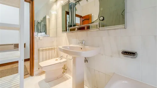 Rooms in Madrid Fuencarral-El Pardo - photo 8