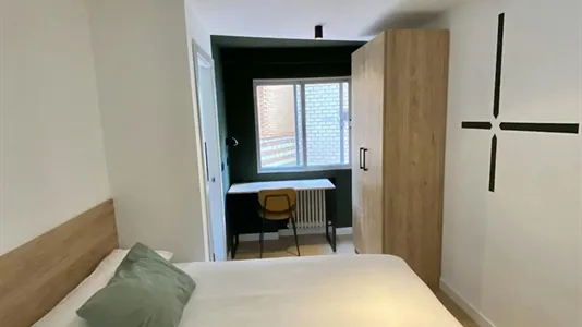 Rooms in Madrid Carabanchel - photo 5