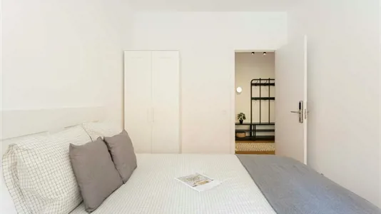 Rooms in Barcelona Les Corts - photo 2